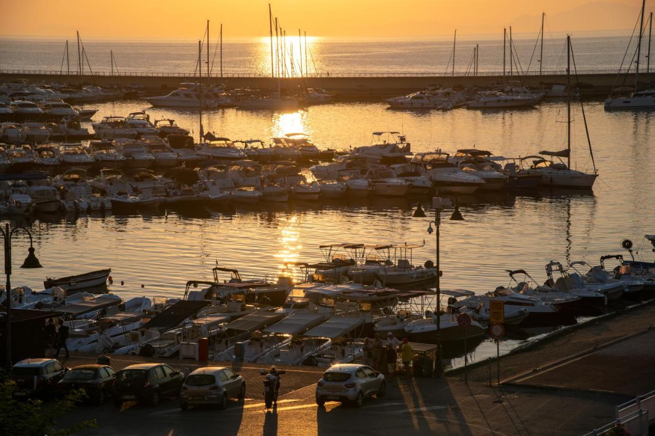 Don Antonio Rooms Agropoli Exteriör bild