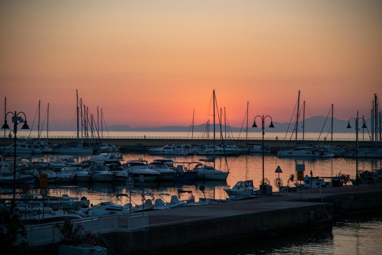 Don Antonio Rooms Agropoli Exteriör bild